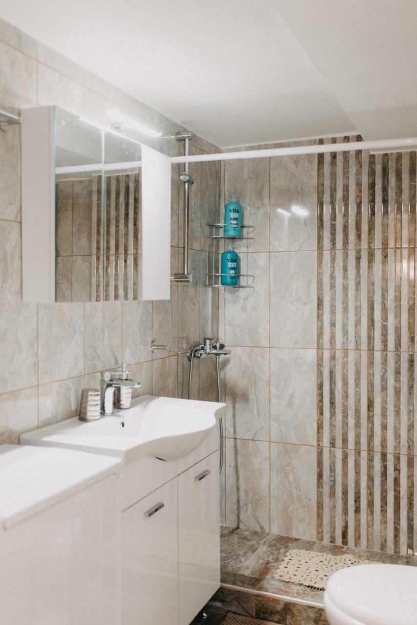 Best House, Central Luxury Apartment, Agiou Nikolaou, Patra エクステリア 写真