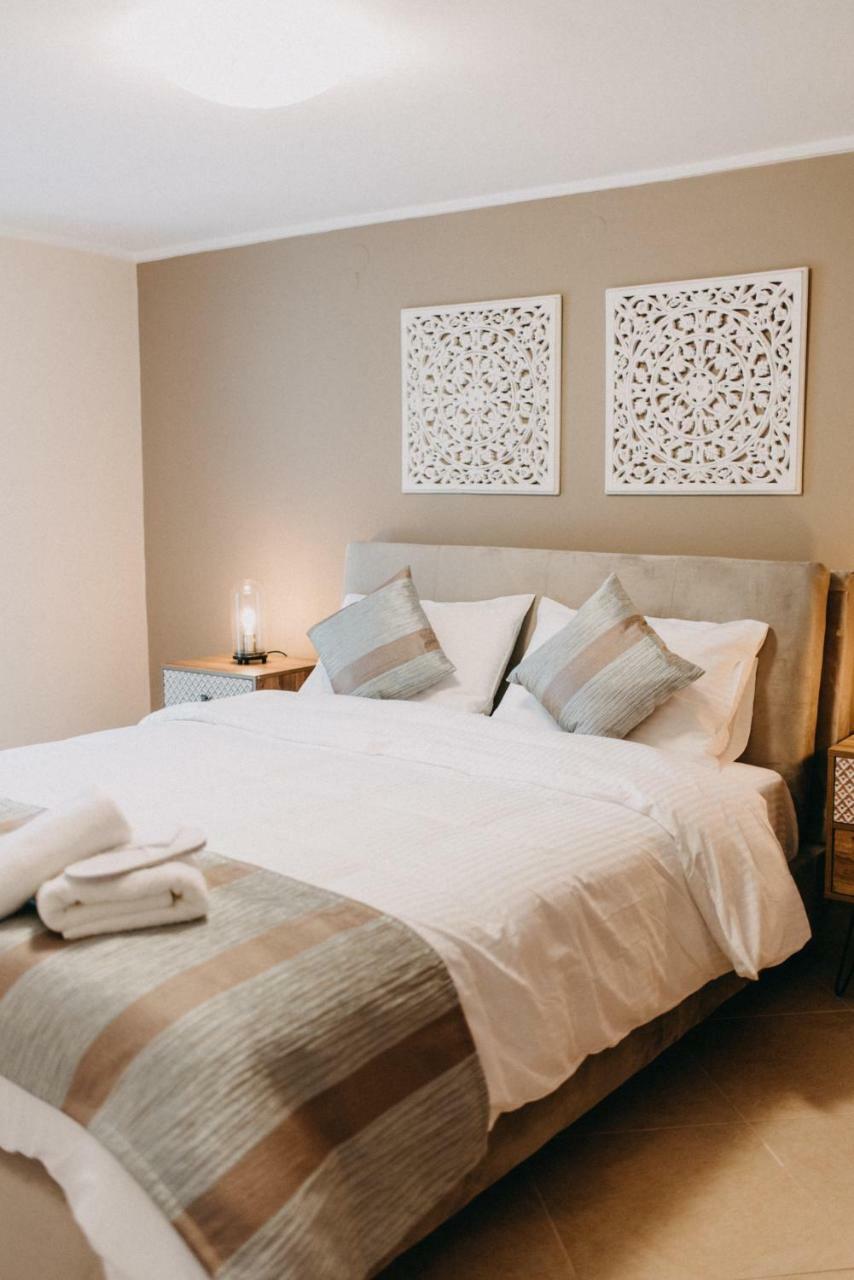 Best House, Central Luxury Apartment, Agiou Nikolaou, Patra エクステリア 写真